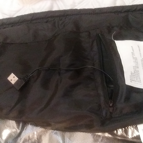 Unisex Downlook Insulated Vest with Changing Built-in! Sz: M. New - Picture 3 of 6